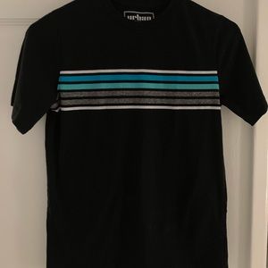 Black t-shirt with stripes-skater look